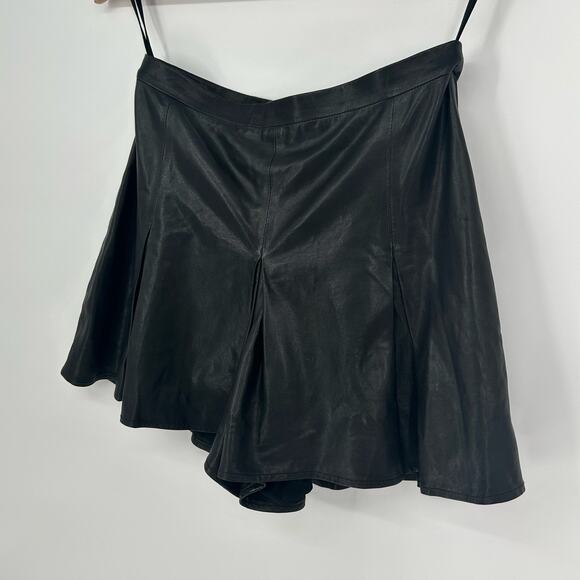 Haute Hippie Black Leather Skort – Size Small - Picture 2 of 8